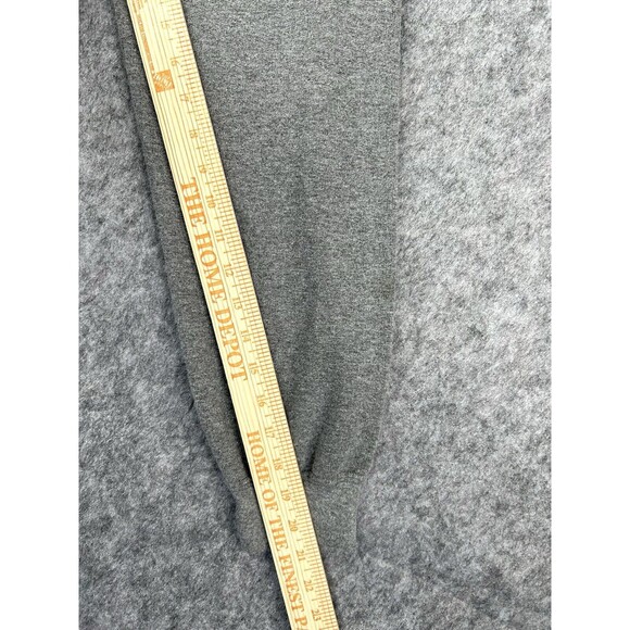 Harry Potter Hogwarts Alumni Crewneck Gray Sweatshirt Men's Medium - Picture 6 of 8